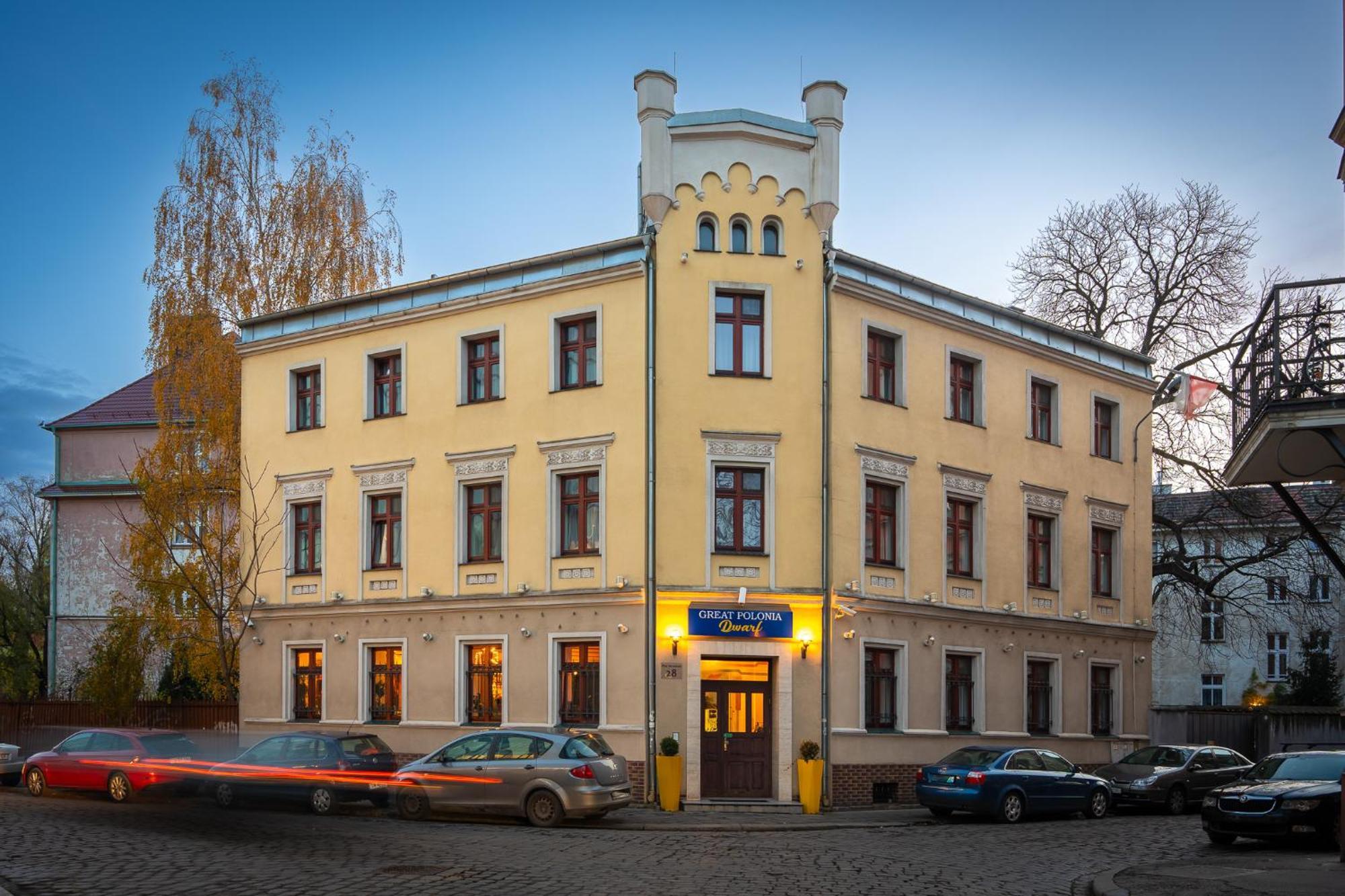 Great Polonia Dwarf Wroclaw Bed & Breakfast ภายนอก รูปภาพ